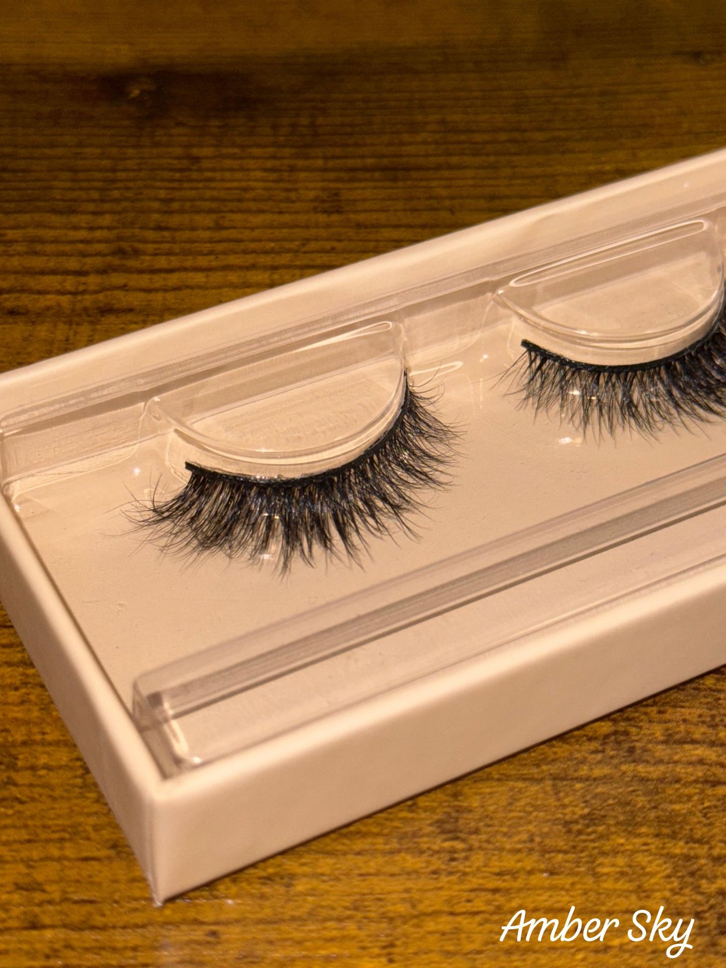 Amber Sky lashes
