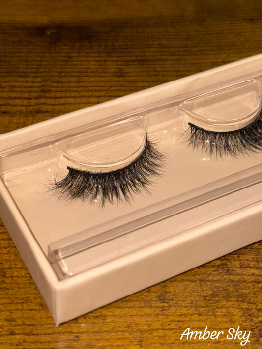 Amber Sky lashes