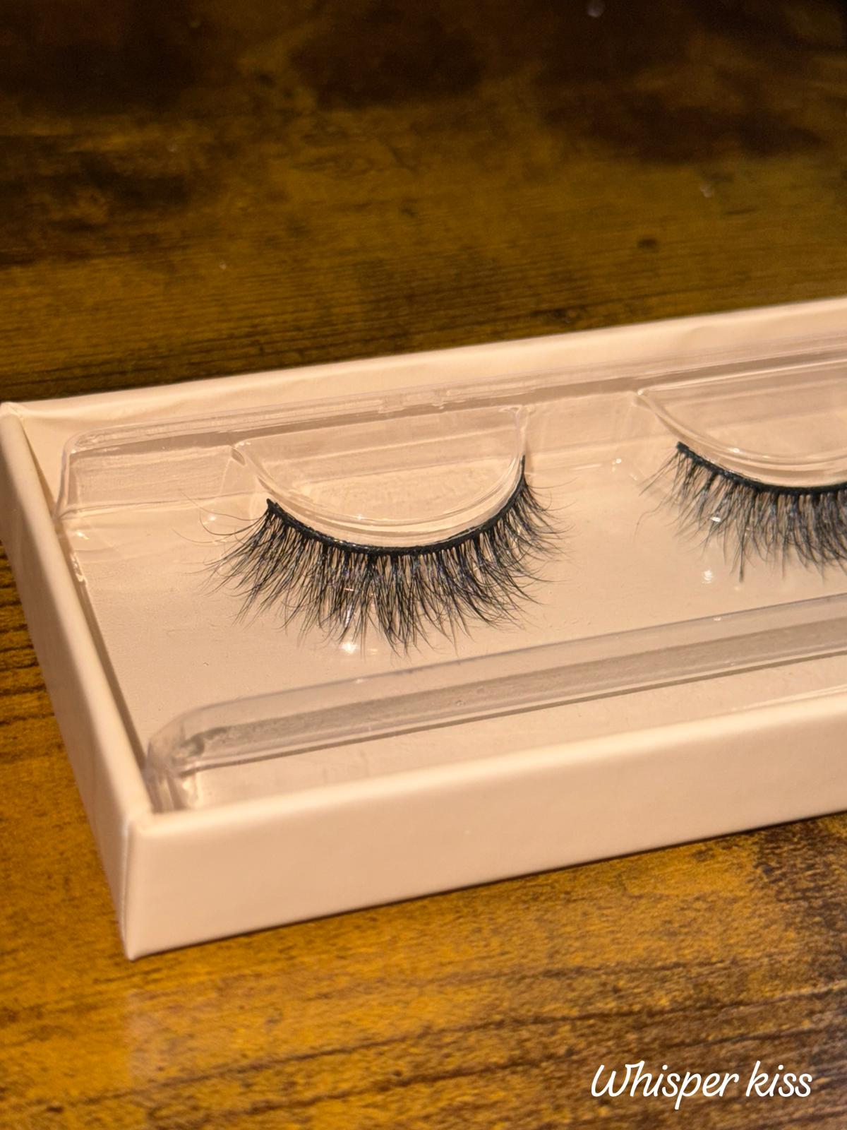 Whisper Kiss lashes