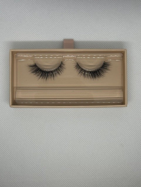 Amber Sky lashes