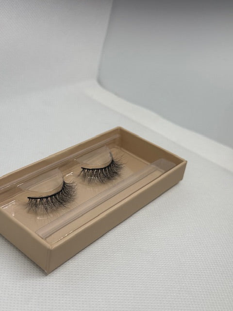 Luna Luxe lashes