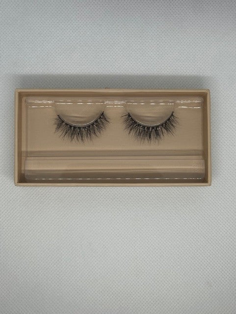 Luna Luxe lashes